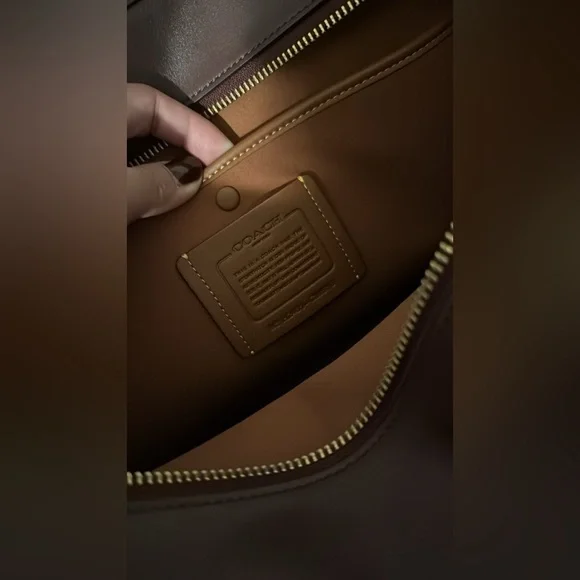 Coach Empire Caryall 40 in brass Merlot - Picture 4 of 6